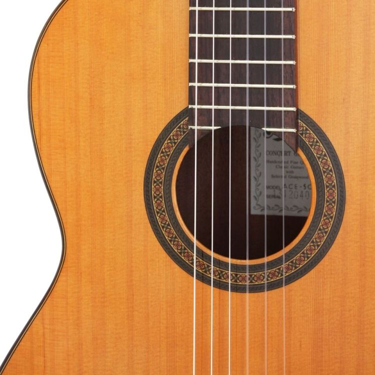 klassische-Gitarre-Aria-Modell-AC-25-63-Zeder-mass_0002.jpg