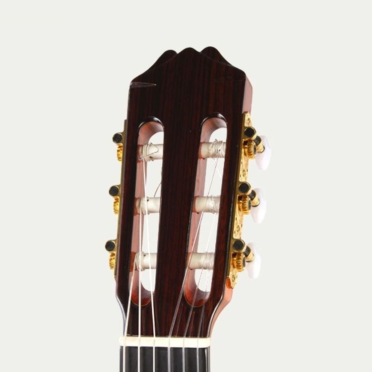 klassische-Gitarre-Aria-Modell-AC-70FCE-Cut-PU-nat_0004.jpg