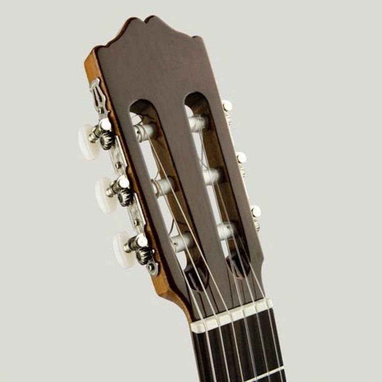 klassische-Gitarre-Cuenca-Modell-30-Zeder-Mahagoni_0003.jpg