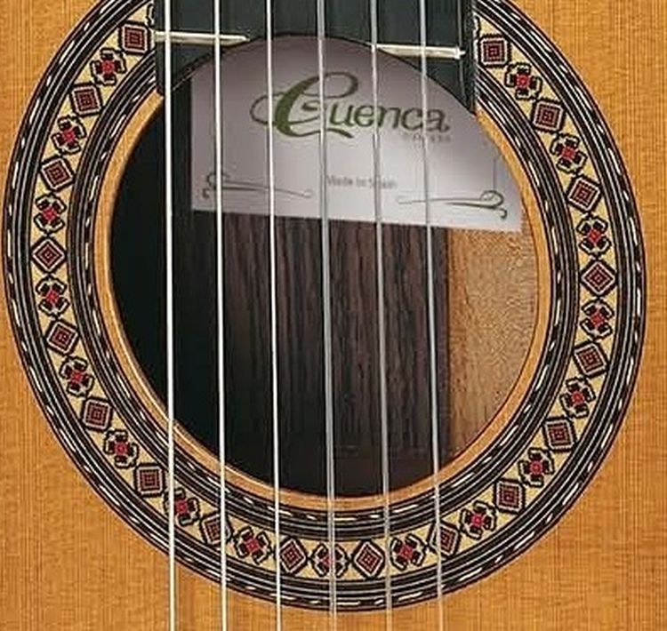 klassische-Gitarre-Cuenca-Modell-50R-Zeder-Palisan_0002.jpg